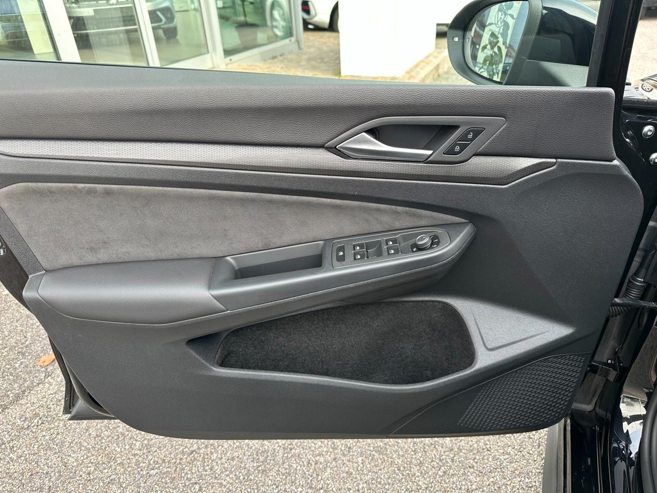 Volkswagen Golf GTI 2.0 TSI DSG