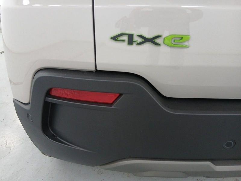 Jeep Avenger 1.2 turbo e-hybrid mhev Overland 4xe 145cv edct6