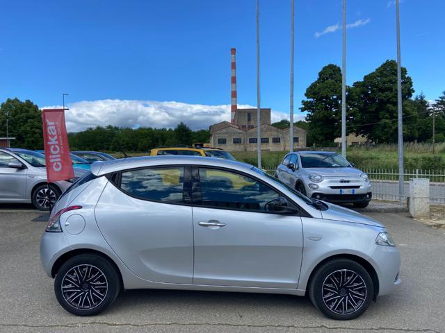 LANCIA Ypsilon *PROMO* 1.0 S&S Hybrid Ecochic Gold