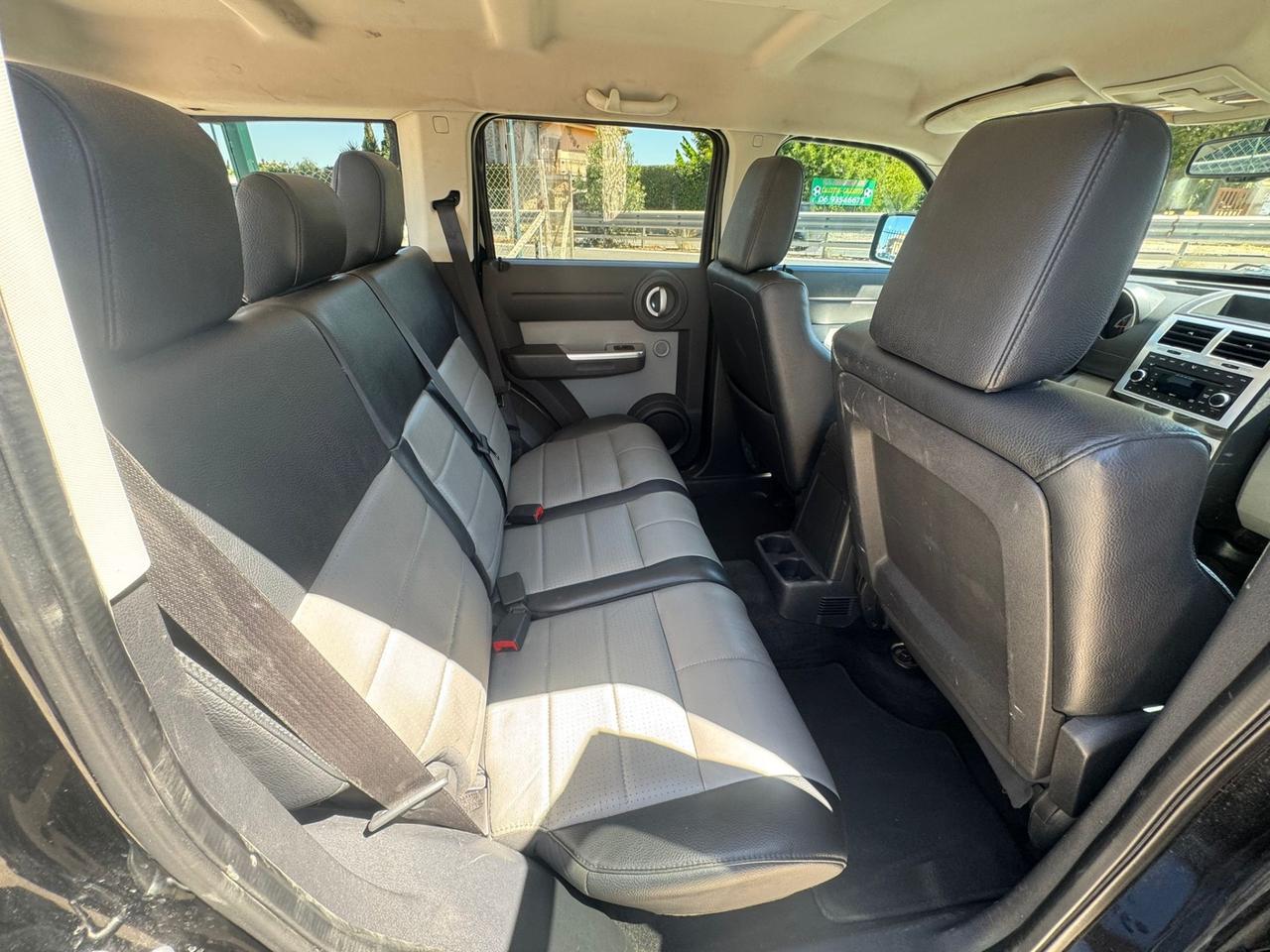 Dodge Nitro 4x4