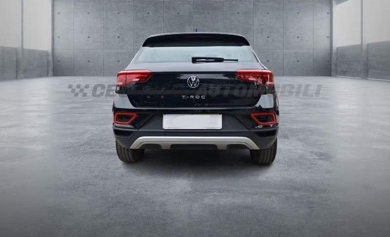 Volkswagen T-Roc 2.0 TDI SCR Life Navi ACC PDC LED