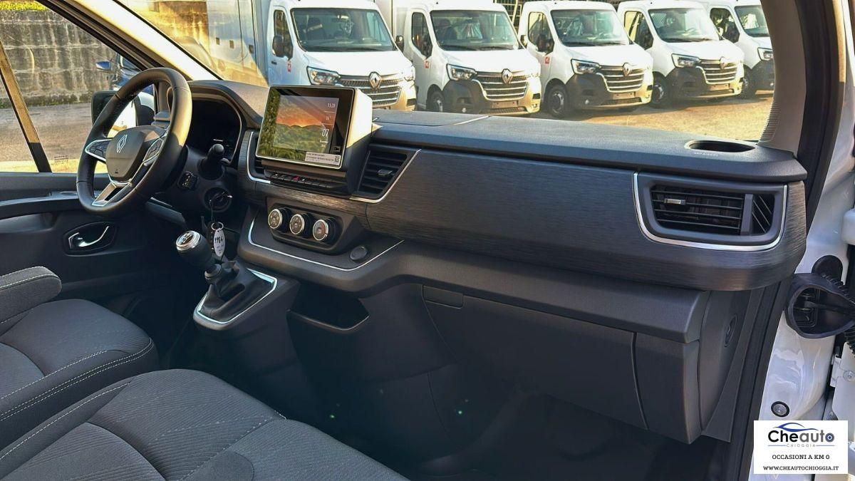 RENAULT - Trafic Life PASSO LUNGO 9 Posti - Pronta consegna