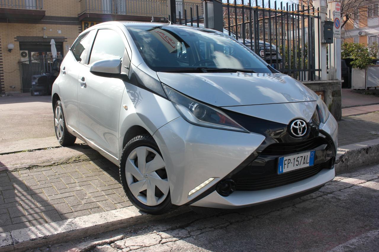 AYGO 1.0-AUTOMATICA*PREZZO VERO* KM CERTI-GARANZIA 12 MESI