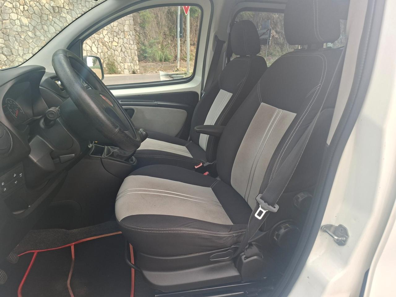 Fiat Qubo 1.3 MJT / EURO 5 / GANCIO TRAINO / DA NEOPATENTATI