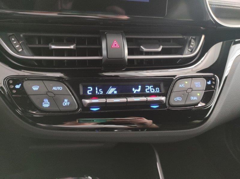 TOYOTA C-HR (2016-2023) - C-HR 2.0 Hybrid E-CVT Trend