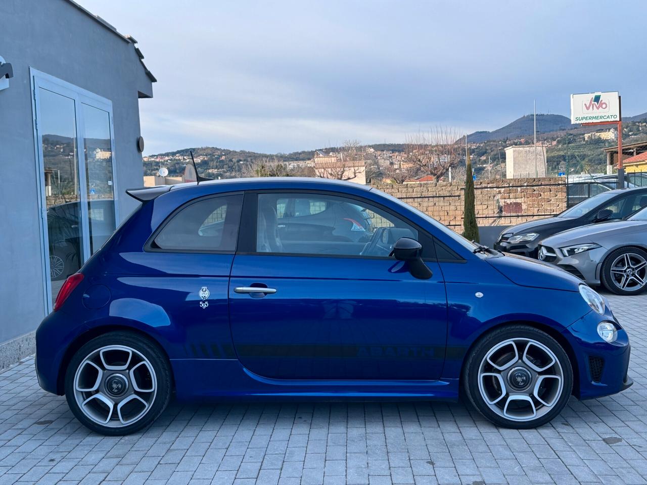 Abarth 595 1.4 Turbo T-Jet 165 CV Turismo 70° ANNIVERSARY SABELT FULL