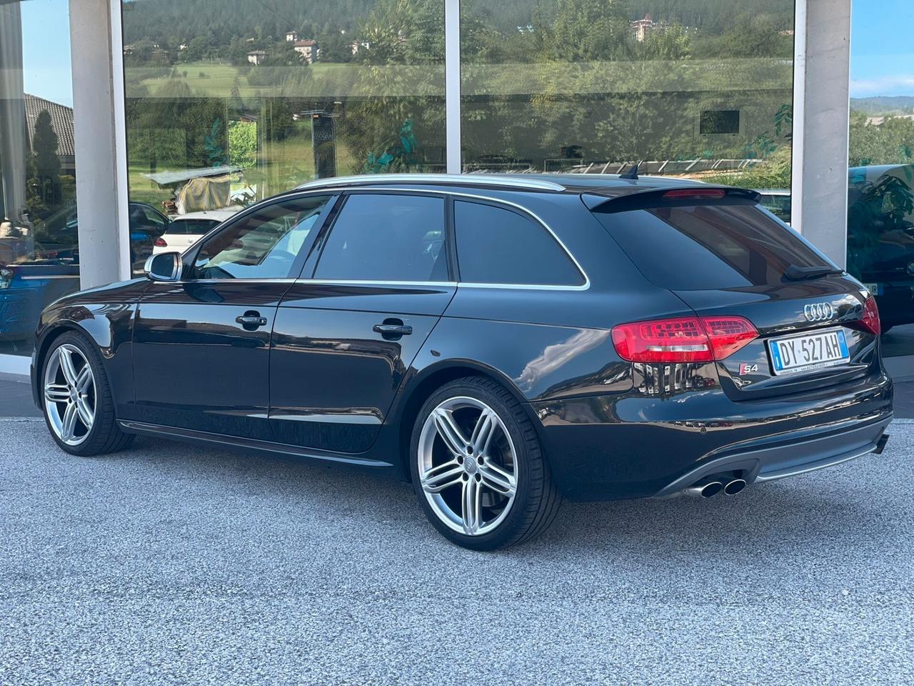 Audi A4 S4 Avant 3.0 TFSI quattro S tronic