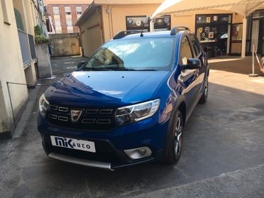 Dacia Sandero Stepway 1.0 TCe 100CV ECO-G 15th Anniversary