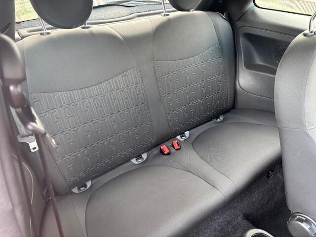 Fiat 500 1.0 Hybrid Red