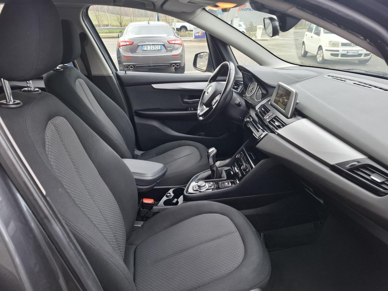 Bmw 216d Active Tourer Luxury 115 cv