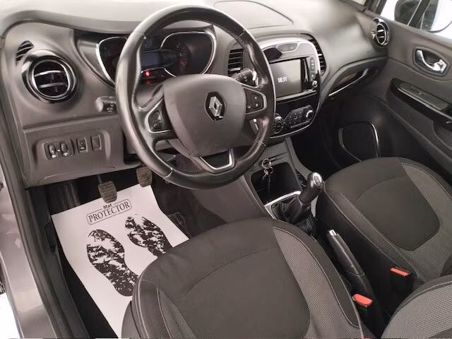 Renualt Captur 1.5 dci Zen 90cv E6 *102.000 KM*