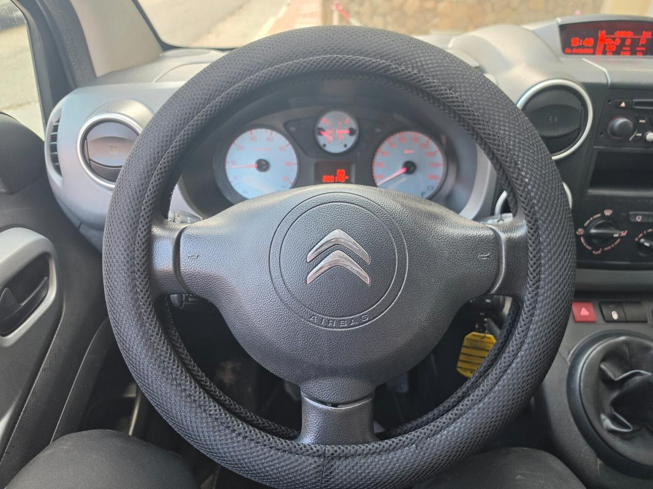 Citroen Berlingo 1.6 hdi 100cv 5 POSTI
