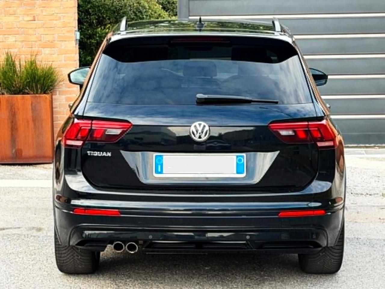VW Tiguan1.6TDi115cv R-line-189.000KM-Garanzia-2019