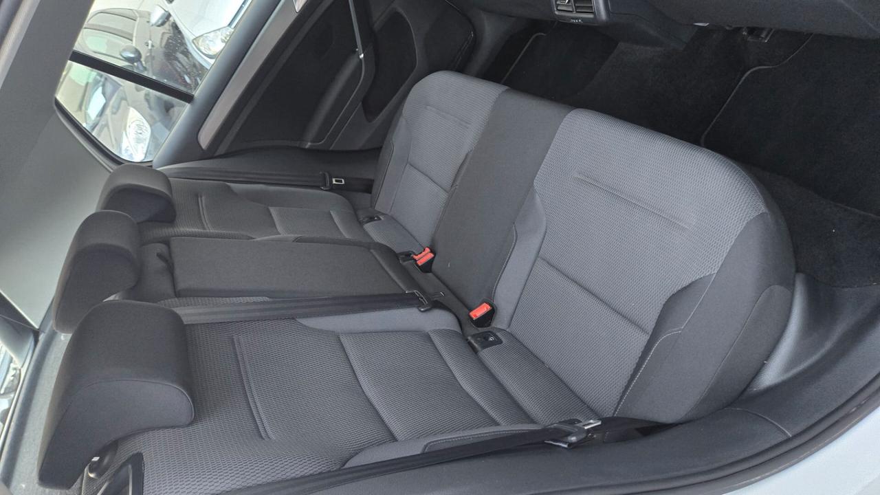 Volkswagen Golf Business 1.6 BlueTDI 110 CV 5p. Highline
