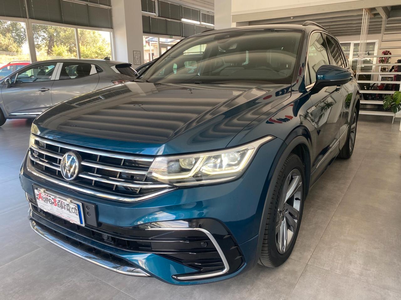Volkswagen Tiguan 2.0 TDI 150 CV SCR DSG 4MOTION R-Line