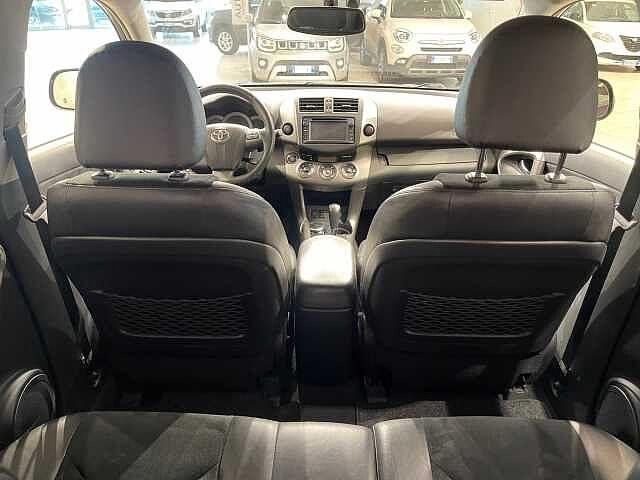 Toyota RAV4 2.2 D-CAT A/T 4WD Style