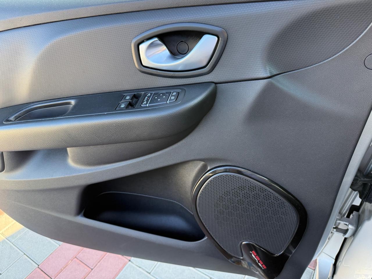 Renault Clio dCi 8V 75 CV Start&Stop 5 porte EURO6
