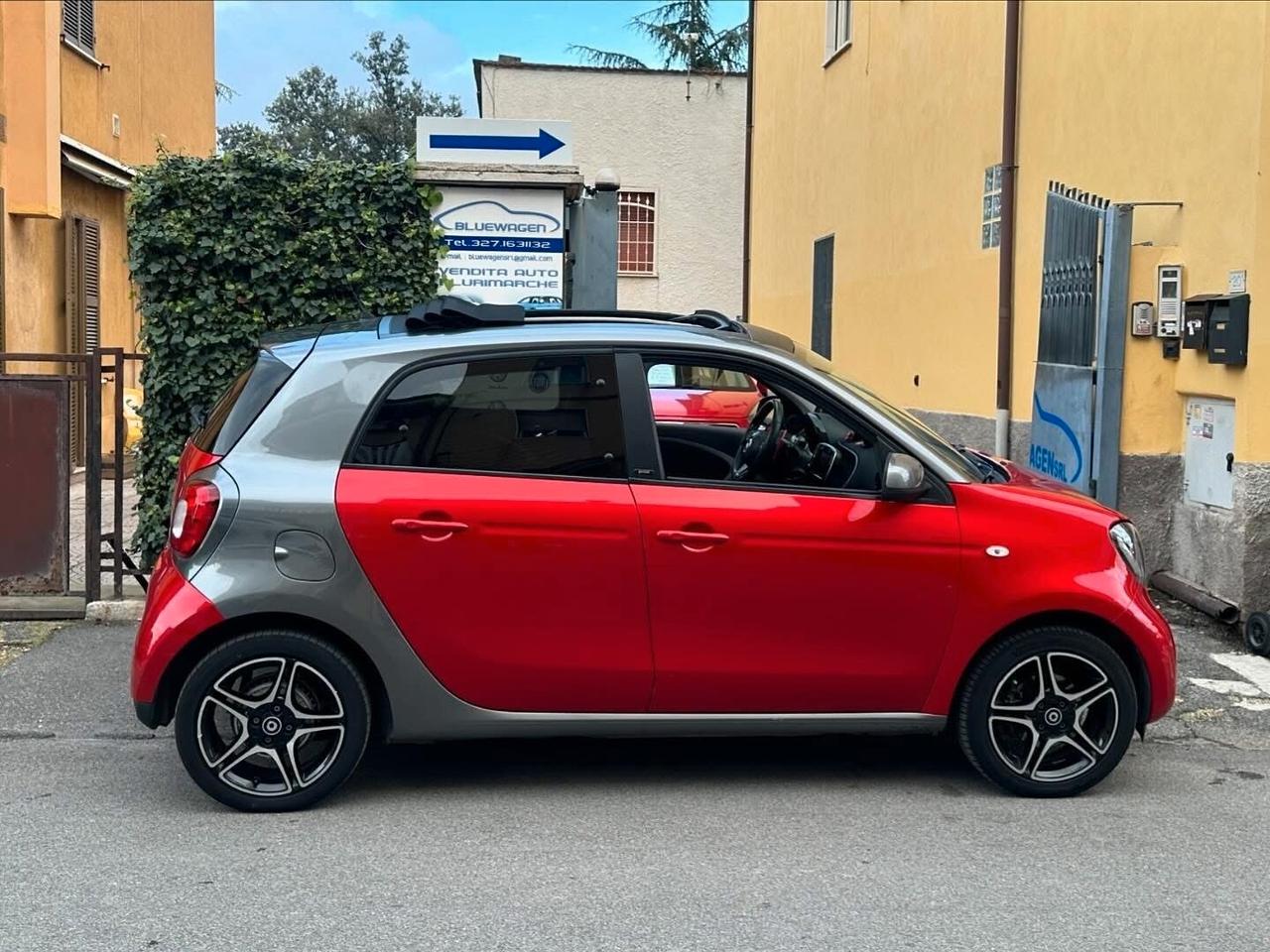 Smart ForFour 0.9 Turbo CABRIO 90cv AUTOMATICA PELLE NAVI RETROCAMERA FINANZIABILE