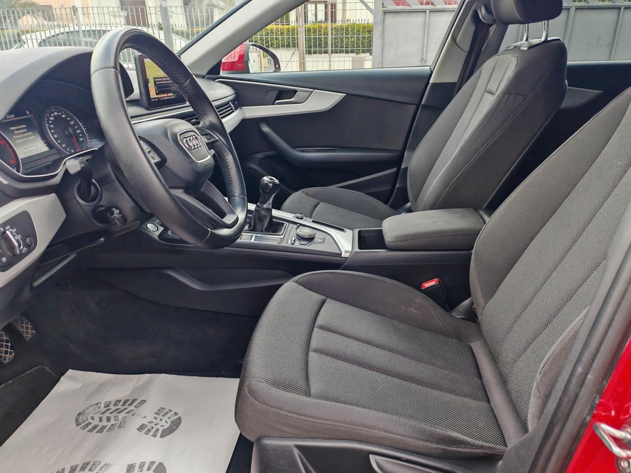 Audi A4 Avant 2.0 TDI 150CV Navig led 2018