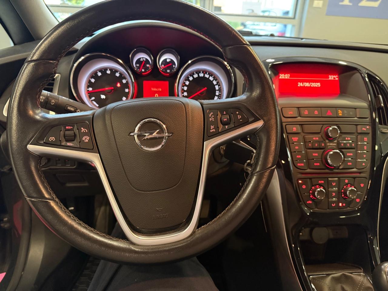 Opel Astra 1.4 Turbo 140CV Sports Tourer GPL Tech Cosmo
