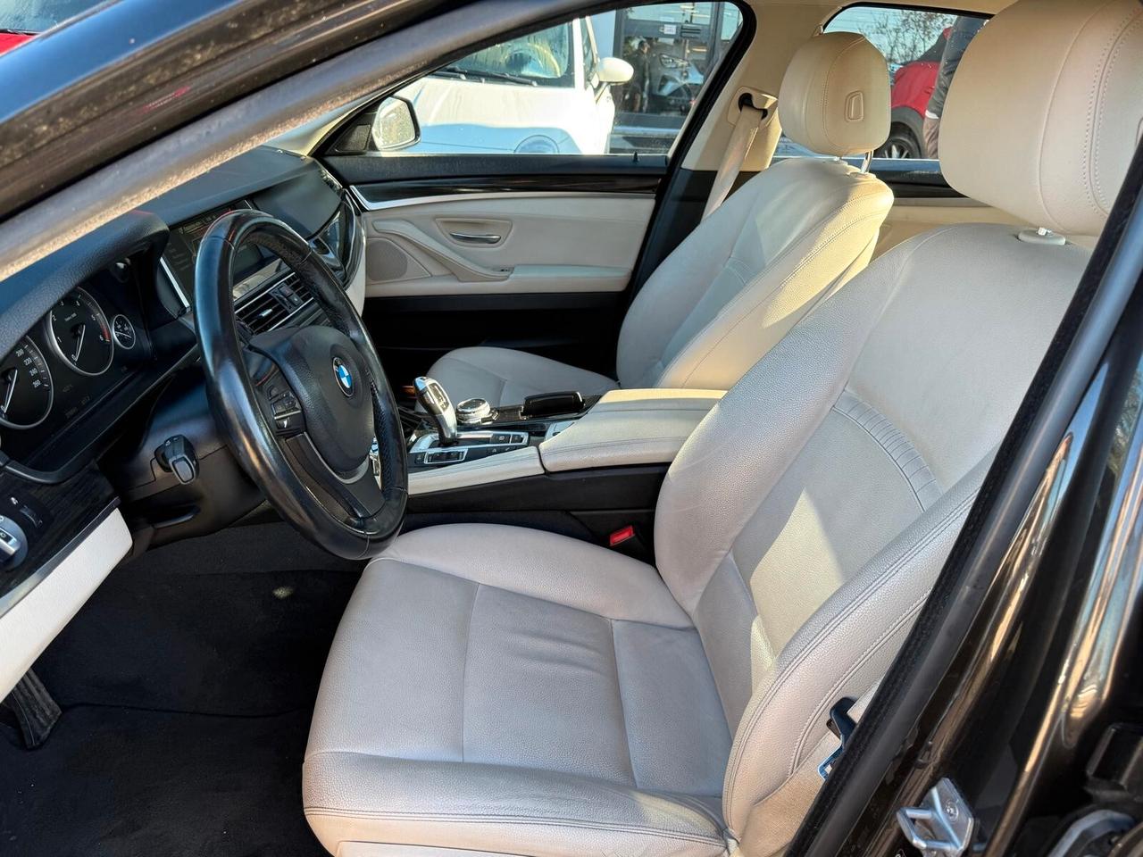 Bmw 520 520d xDrive Luxury