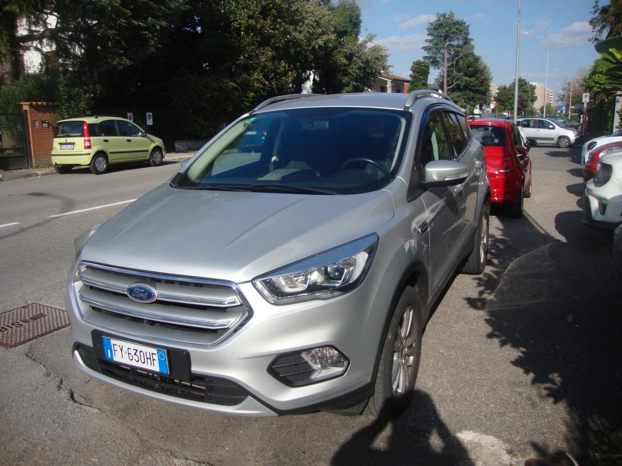 Ford Kuga 2.0 TDCI 120 CV S&S Powershift Titanium euro 6 d-temp