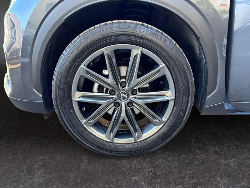 Lexus LBX 1.5 Hybrid 136 Elegant 2WD