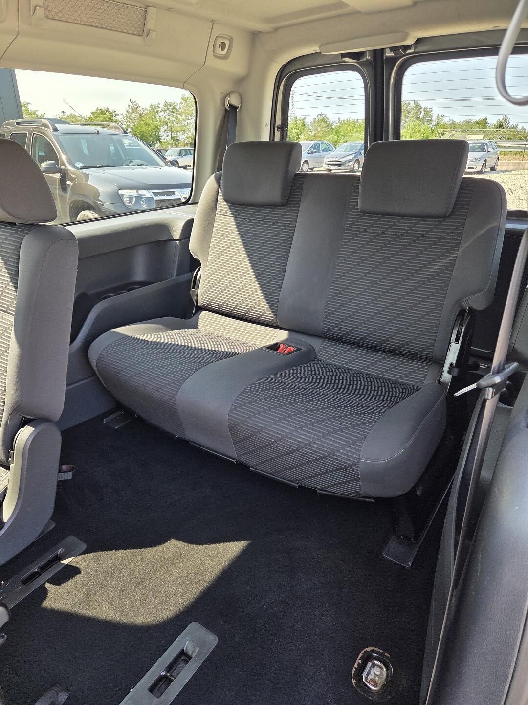 VOLKSWAGEN CADDY 1.2 BENZINA PASSO LUNGO DEL 2014