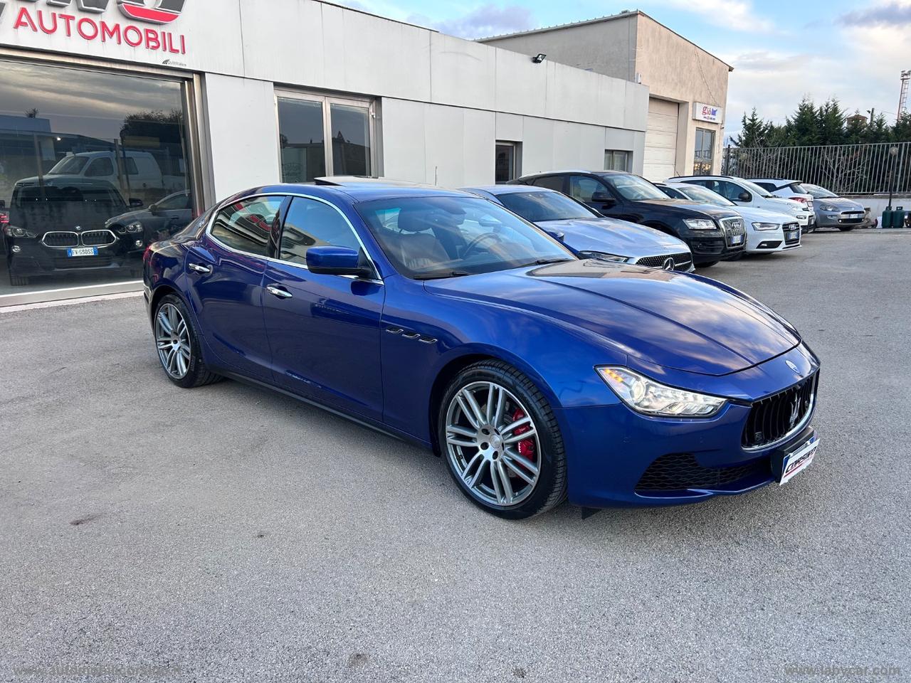 MASERATI Ghibli V6