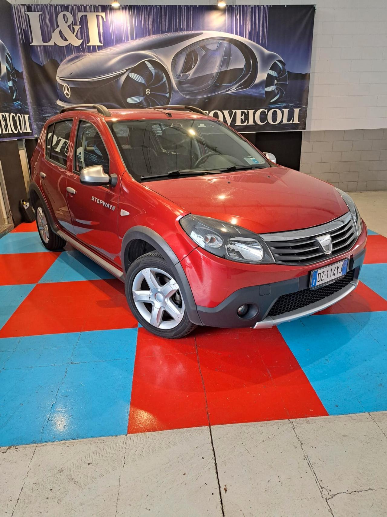 Dacia Sandero Stepway 1.6 8V 90CV OK NEOPATENTATI