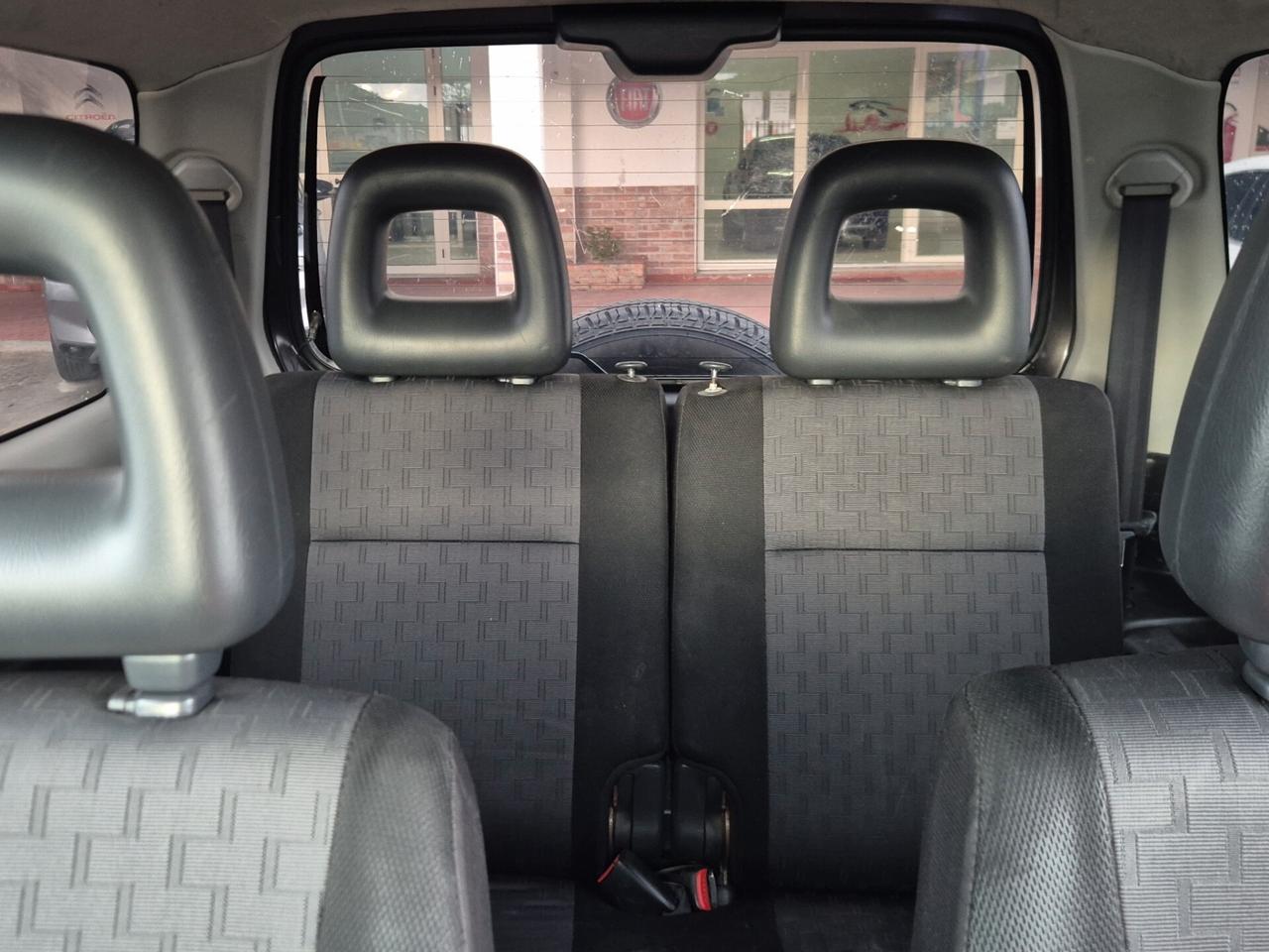 Suzuki Jimny 1.5 DDiS cat 4WD JLX