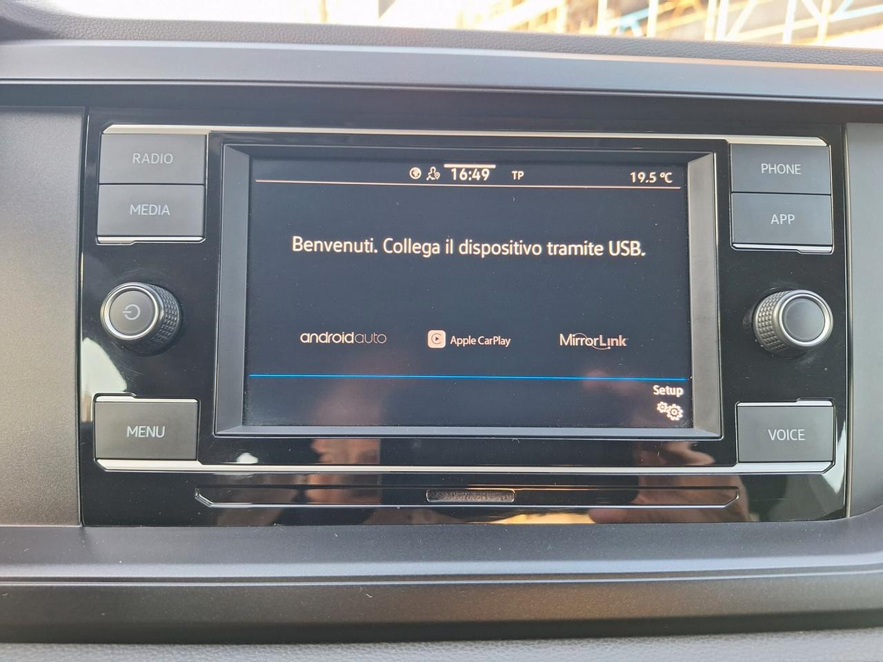 Volkswagen Polo 1.0 benzina UNICO PROPRIETARIO VETTURA PER NEOPATENTATI