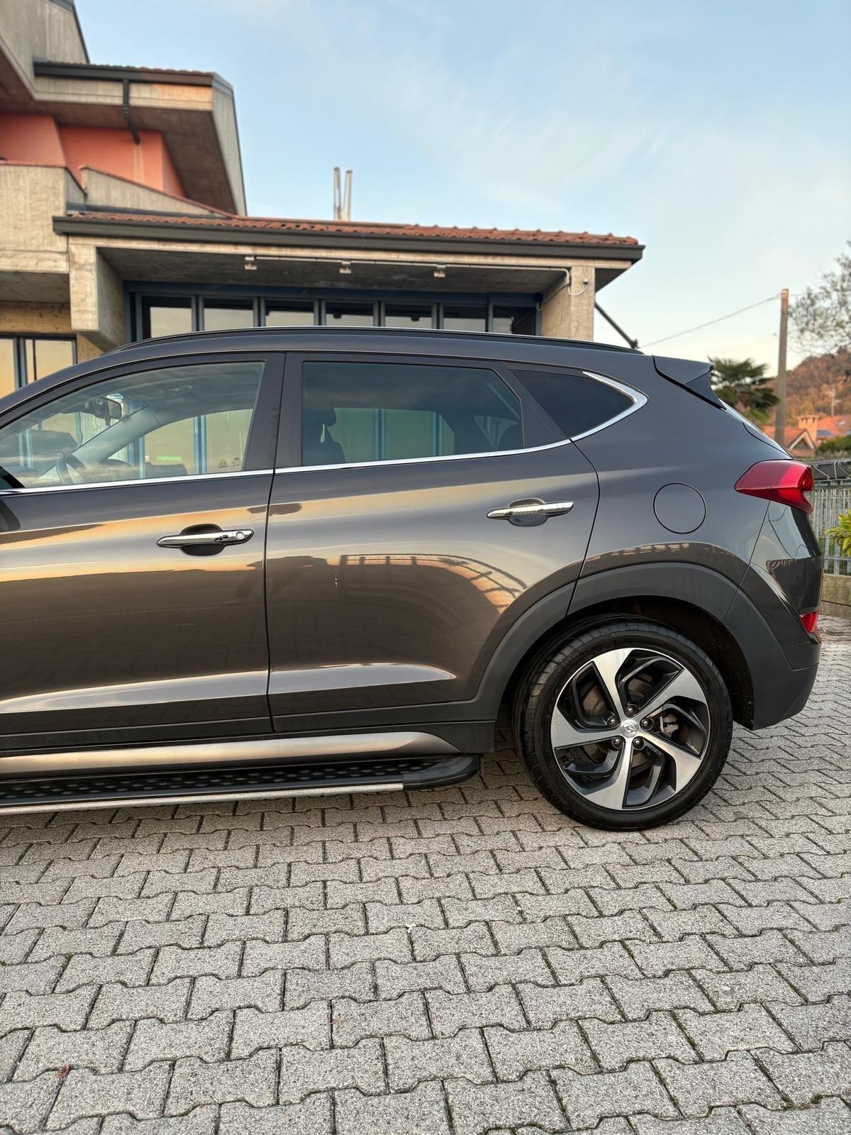 Hyundai Tucson 1.7 CRDi DCT XPossible NEOPATENTATI