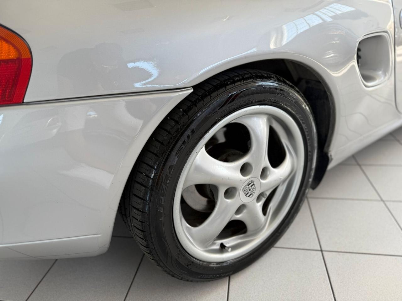 Porsche Boxster 2.5I CABRIO 2000