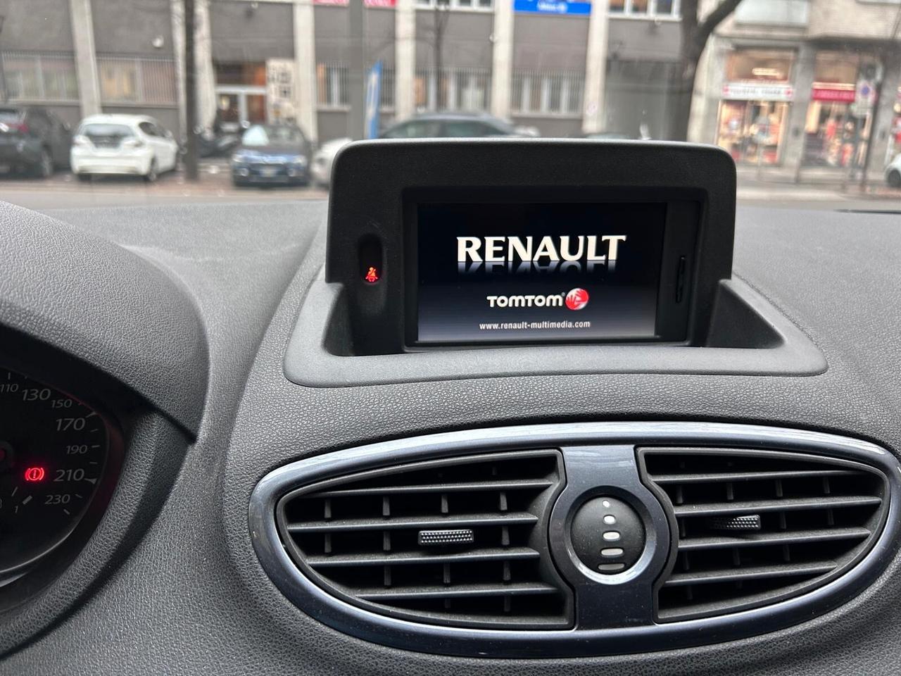 Renault Clio 1.2 16V 5 porte Luxe