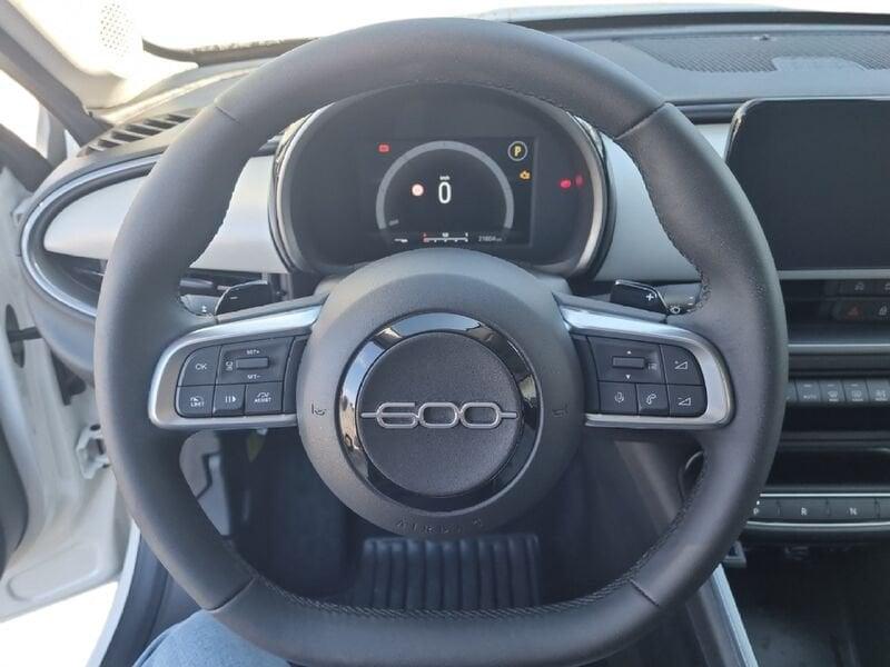 FIAT 600 (2023-->) Hybrid 100 CV DCT MHEV La Prima