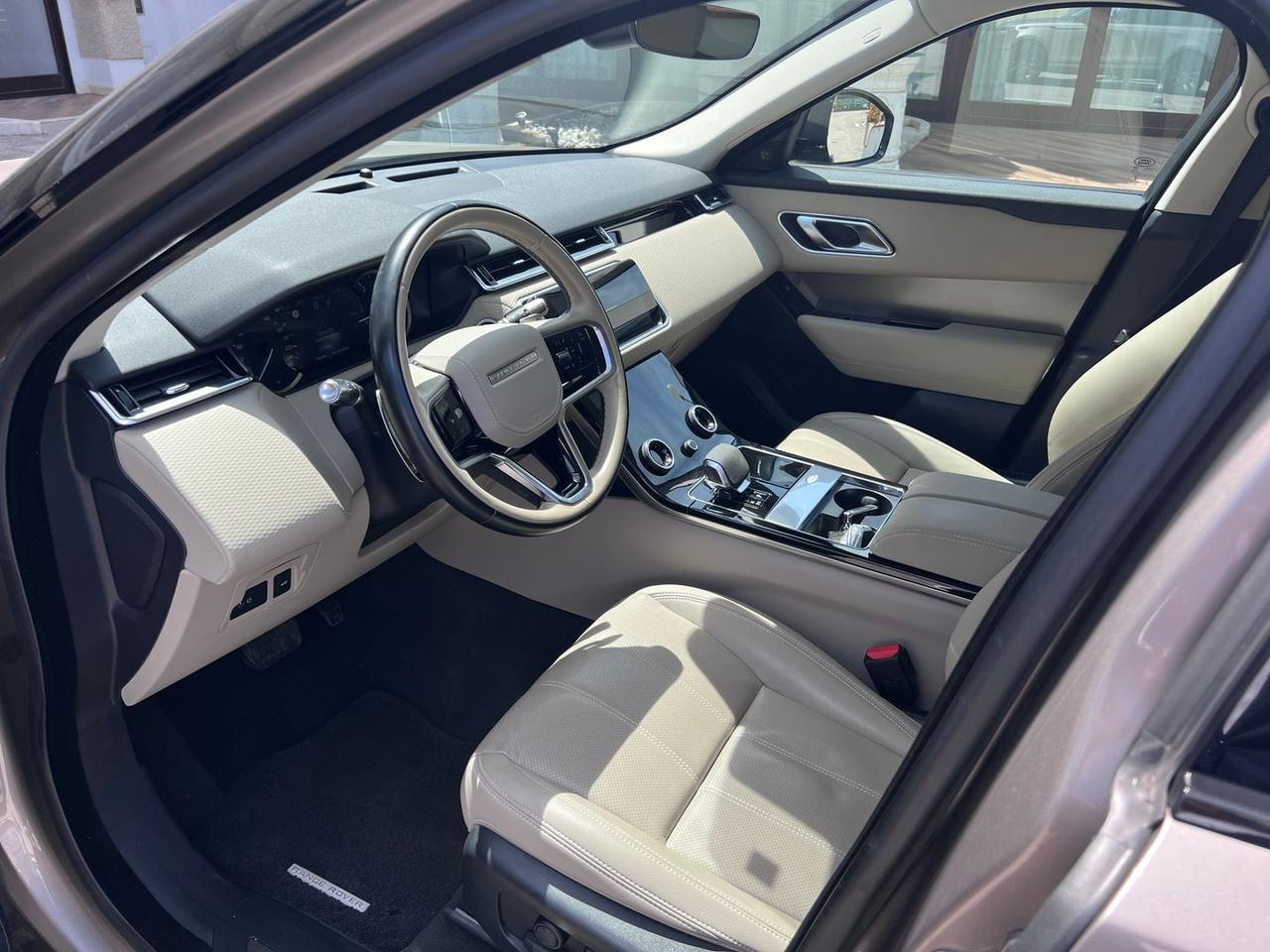 Land Rover Range Rover Velar Velar D 200 MH #10443