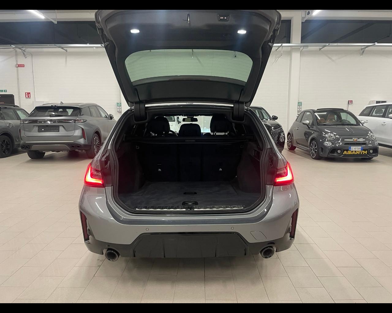 BMW Serie 3(G20/1-80/1) - 320d 48V xDrive Touring Msport