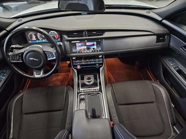 Jaguar XF XF II Sportbrake Sportbrake 2.0d i4 Portfolio