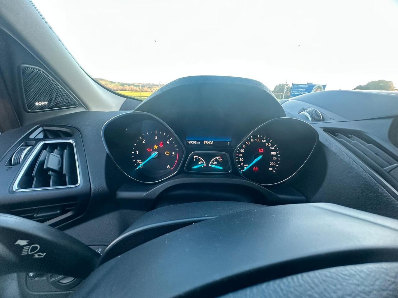 Ford Kuga 1.5 TDCI 120 CV S&S 2WD Business