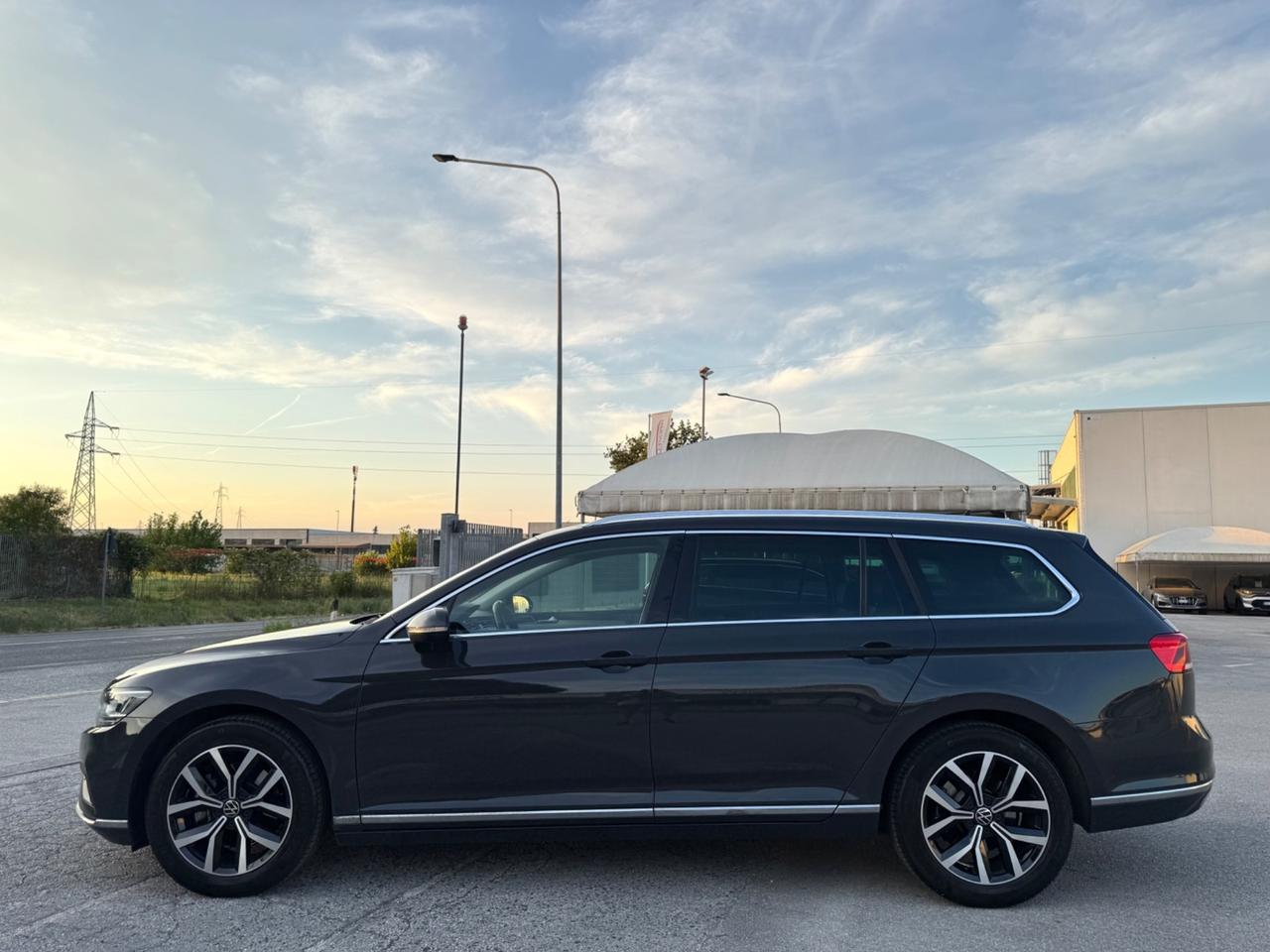 VOLKSWAGEN PASSAT 2.0 Tdi Evo EXECUTIVE - Led 17