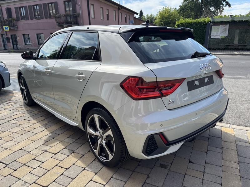 Audi A1 Sportback 30 1.0 tfsi S Line Edition 116cv s-tronic LED-PHONE APPS-17"