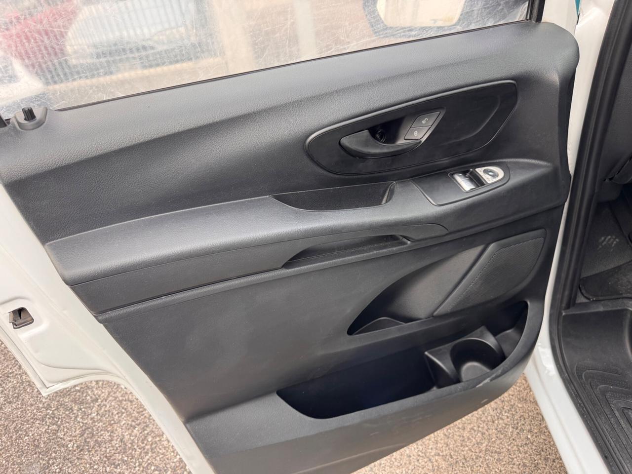 Mercedes-benz Vito 111 CDI TAGLIANDATO