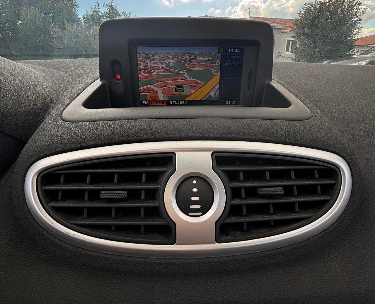 Renault Clio 1.2 16V 5 porte Luxe