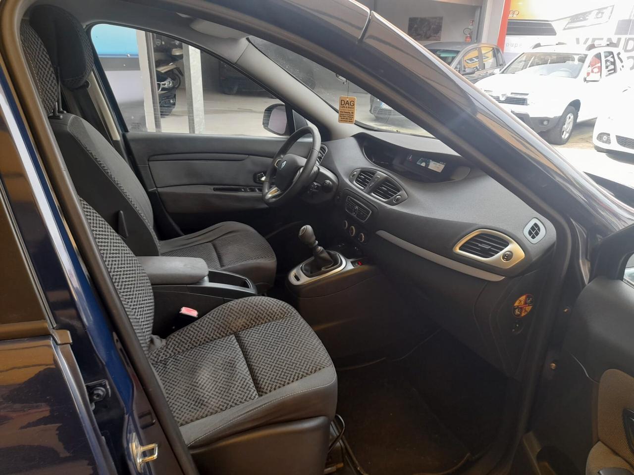 Renault Scenic xmod 1.5cc diesel 12 mesi garanzia-2011