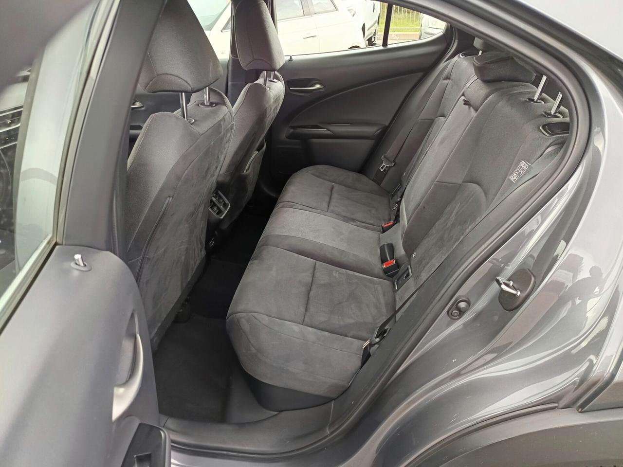 Lexus UX UX 250h 2.0 Business 2WD CVT MY20