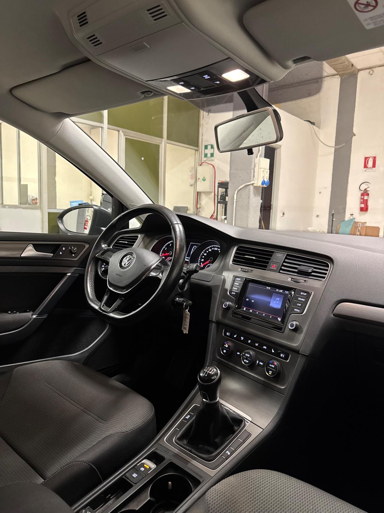 Volkswagen Golf 1.2 TSI 85 CV 5p. Trendline BlueMotion Technology