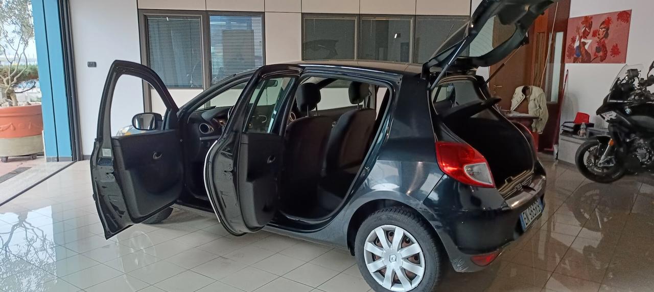 Clio 1.2 GPL SOLO 125MILA KM! e FRIZIONE NUOVA!!!!!!!!
