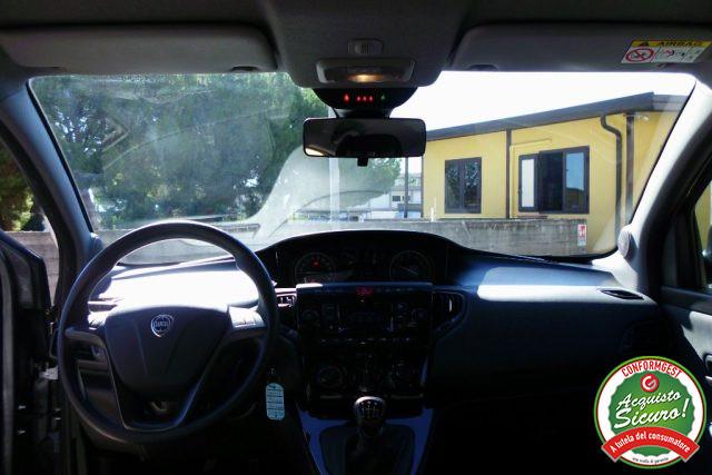 LANCIA Ypsilon 1.0 FireFly 5 porte S&S Hybrid Gold