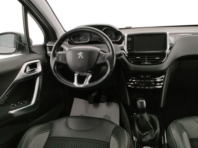 PEUGEOT 2008 BlueHDi 100 Allure con NAVI